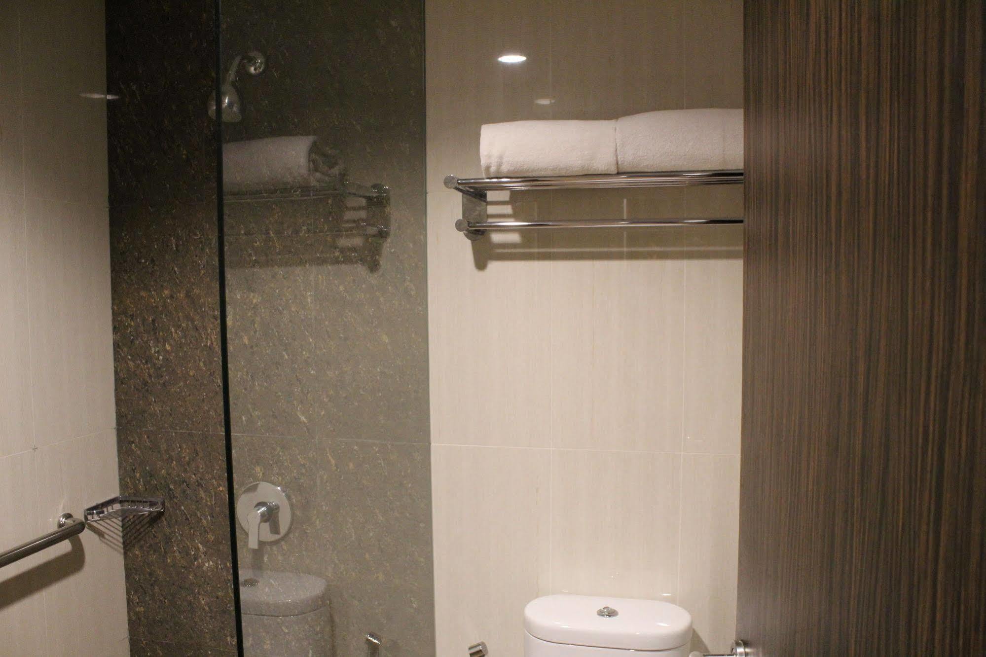 The Atrium Hotel & Resort Yogyakarta Melati Εξωτερικό φωτογραφία