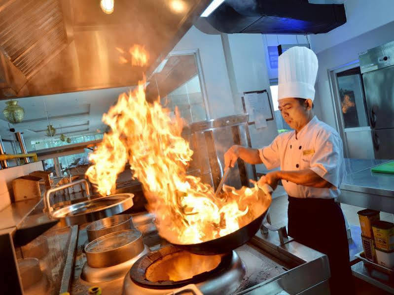 The Atrium Hotel & Resort Yogyakarta Melati Εξωτερικό φωτογραφία