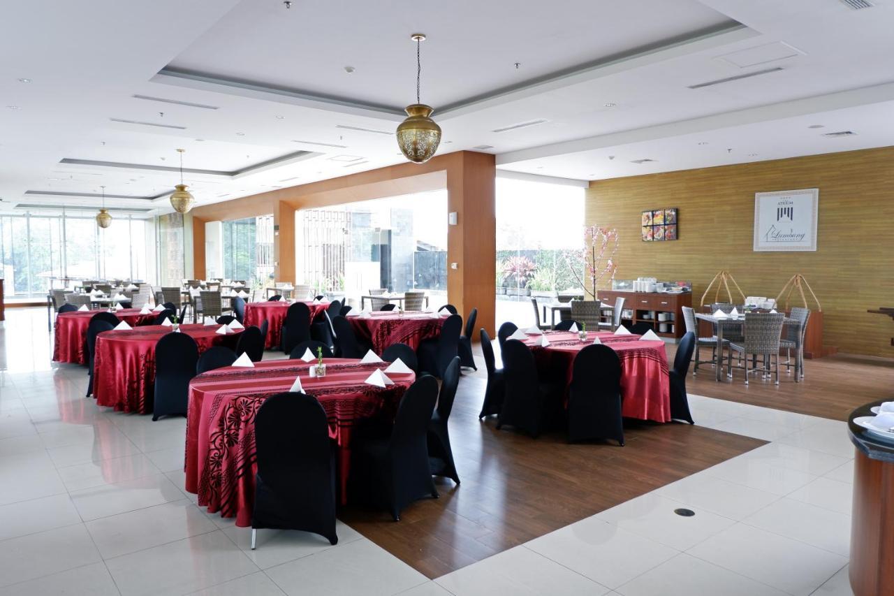 The Atrium Hotel & Resort Yogyakarta Melati Εξωτερικό φωτογραφία